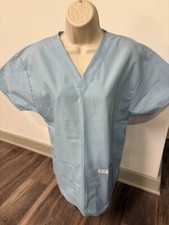 CREST WOMENS SCRUB TOP SMALL LIGHT BLUE SOLID
