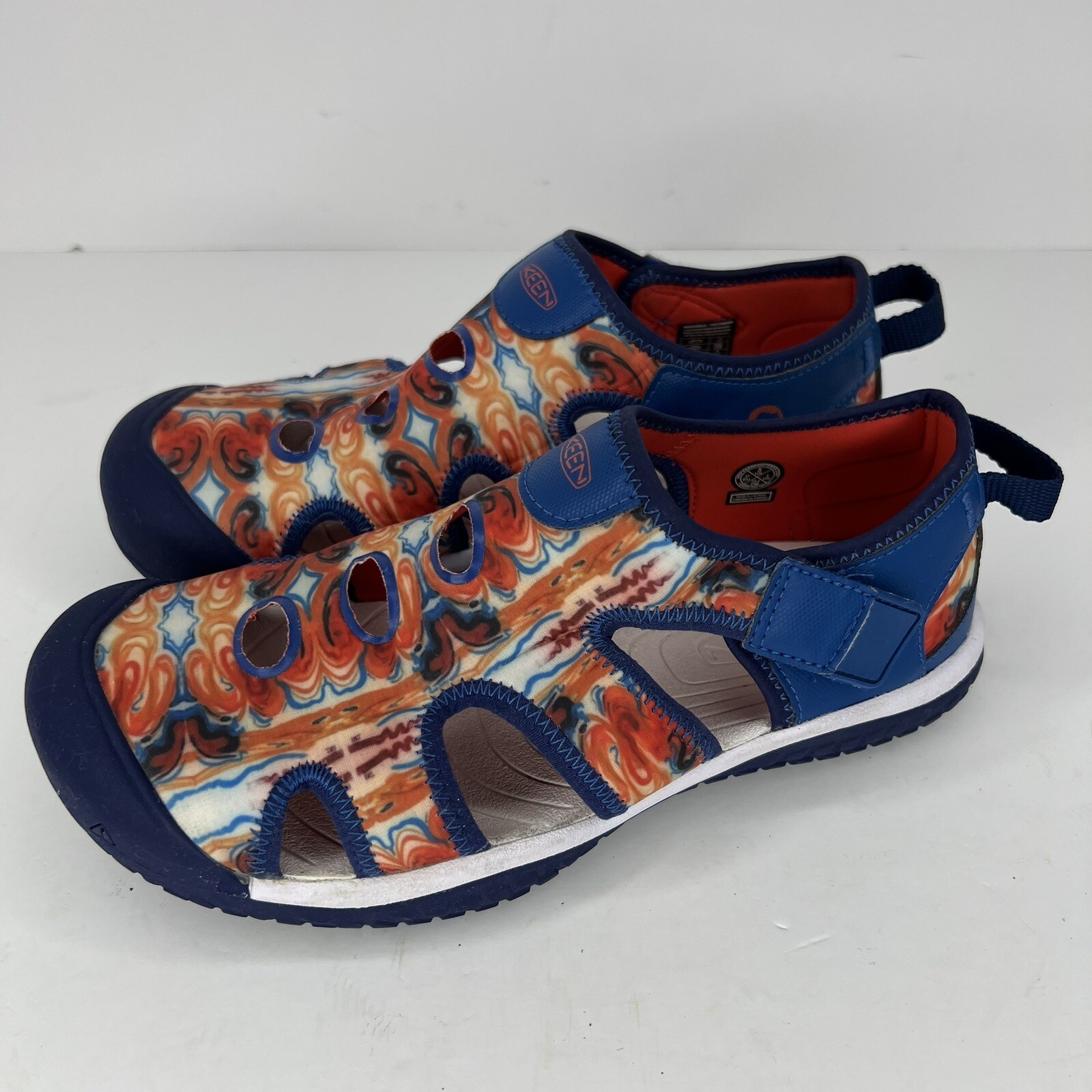 Scarpe da acqua Keen arancione buccia e blu Stingray slip on gancio n loop giovanili taglia 5