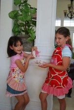 NEW HAND MADE Aprons Girls kids Children Chef Cooking Bake Game Play Multicolor