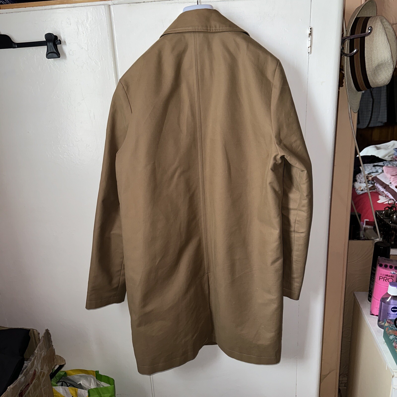 Mens BNWOT MAN By Lipsy London Brown overcoat Size Large With Hidden Buttons image 9