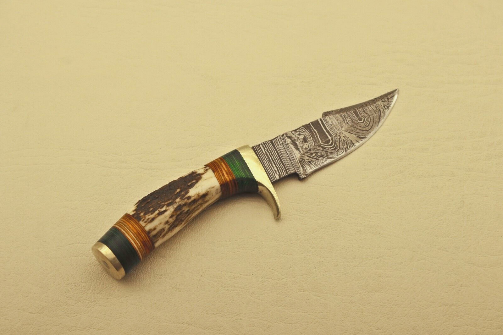 Custom Hand Forged High Damascus Steel Hunting Knife, Stag Horn Charming Bolster