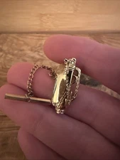 Vintage Gold-Tone Golf Clubs & Bag Tie Pin / Tie Tack