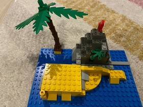 LEGO Classic Pirates: Rocky Reef 6254 COMPLETE
