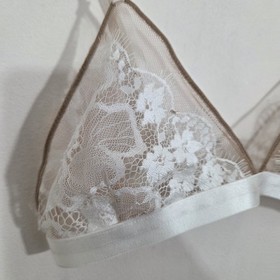 NWT For Love & Lemons Skivvies Lace Mesh Triangle Bralette White Nude Small