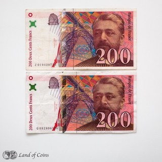 FRANCE: 2 x 200 French Franc Banknotes.