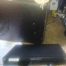 Pakedge SE-8P  8-Port Gigabit PoE Switch