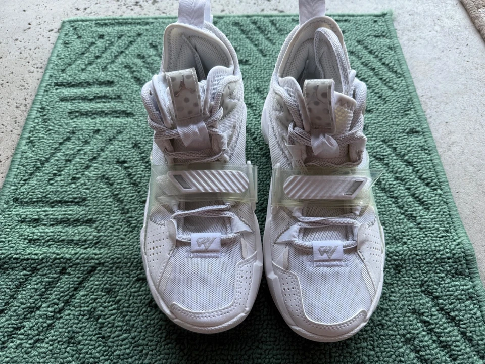 Nike Jordan Why Not Zero.3 GS Triple Blanco Talla 4Y Zapatos CD5804-103 Foto 3 de 4