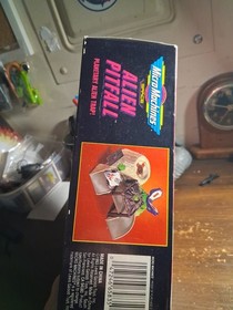 Micro Machines Space Alien Pitfall Playset Galoob 1993