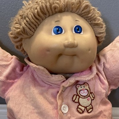 Cabbage Patch Kid 1985 Nice Blue Eyes Champagne Hair Pink Pajamas White Buttons