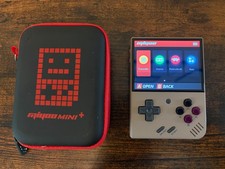 Miyoo Mini Plus avec SD et accessoires