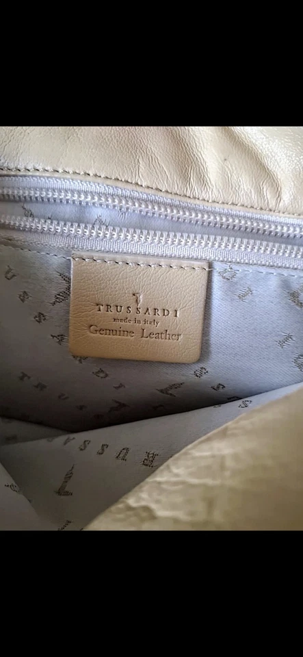Редкая находка Trussardi итальянская кожаная сумка с короткими ручками, наплечная сумка, 12 x 12 - Изображение 4 из 4
