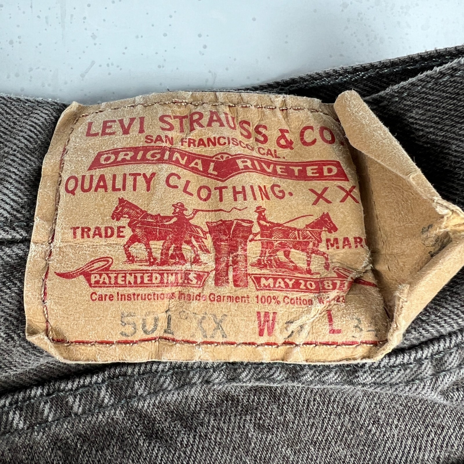 Levi's Jean Shorts Men's 35* 501 Straight Dark Brown Cut Off Denim Jorts Tag 38