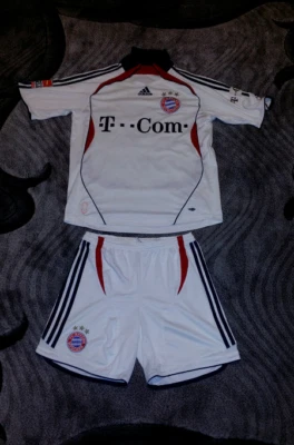 Rare maillot + short XL Adidas Football Extérieur BAYERN MUNICH 2007/2008 - Photo 1/4