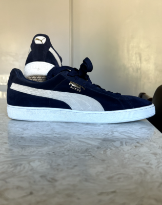 Puma Suede Classic Men's Sneakers (Navy/Beige)
