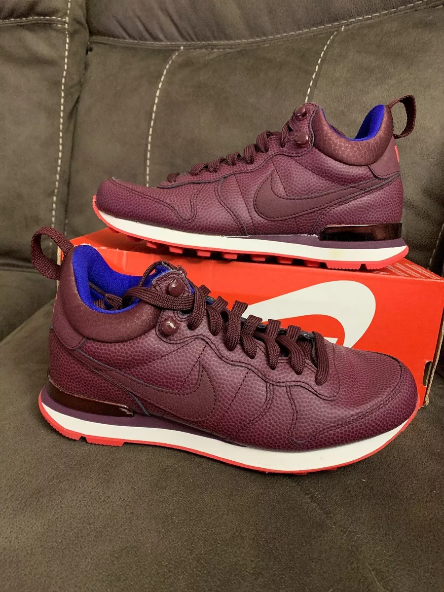Nike Internationalist best sale Leather Purper