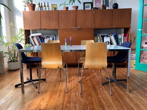Grande table à manger en verre sur pied en métal / tafel - Afbeelding 2 van 3