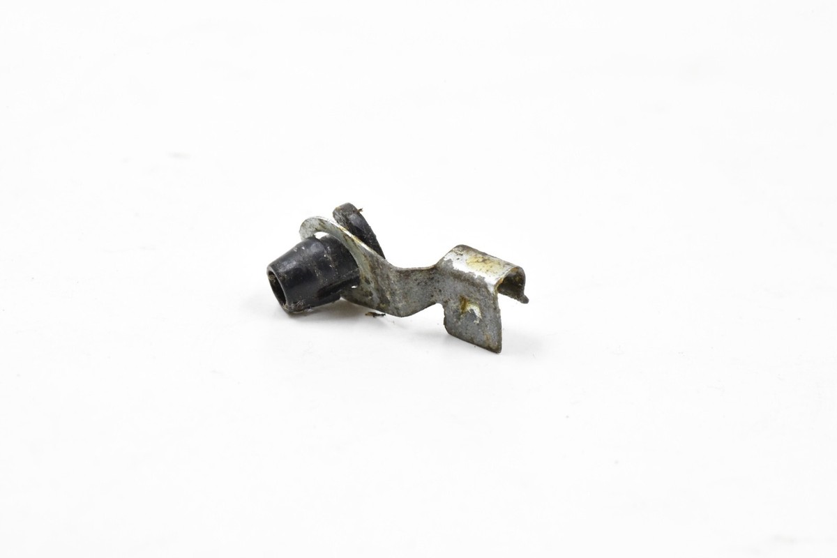 JAGUAR XJS DOOR CASING ROD HANDLE LATCH CLIP PLASTIC FIXING