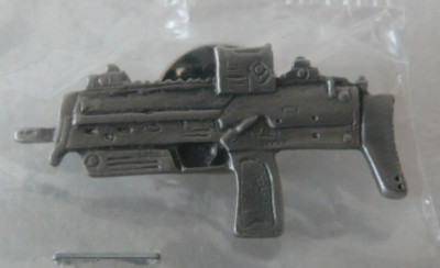 Waffen- Pin HK Anstecker Heckler & Koch MP7 aus Nachlass originalverpackt