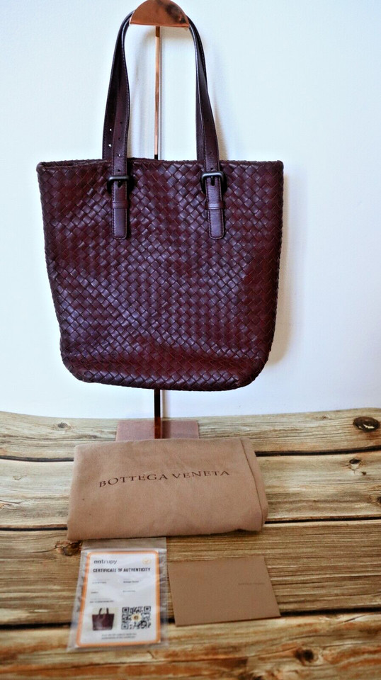 Bottega Veneta Intrecciato Woven leather shoulder bag- wine/plum with dustbag