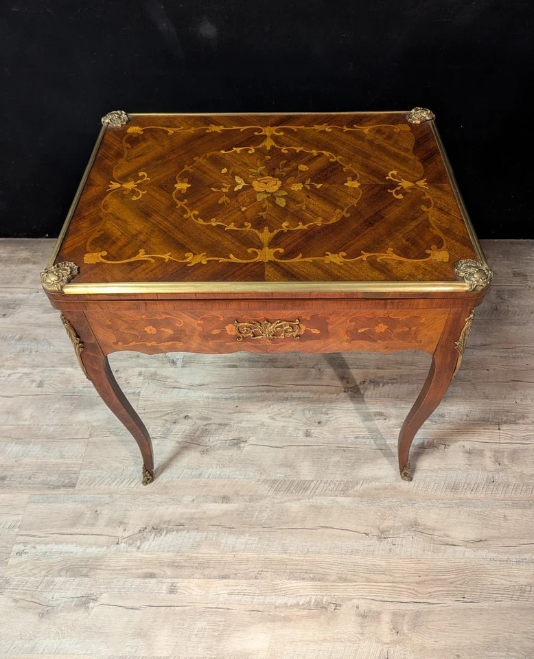 Table à jeux de style Louis XV - Photo 2/4