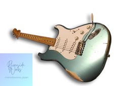 Rare guitare électrique Fender CS 1954 Stratocaster couleur
