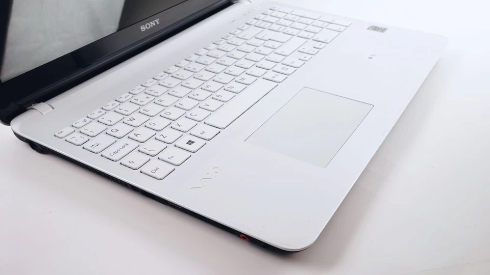 Computer PC portatile economico Sony GRANDE schermo 15,6" processore Intel 128 GB SSD Win10 - Immagine 4 di 4