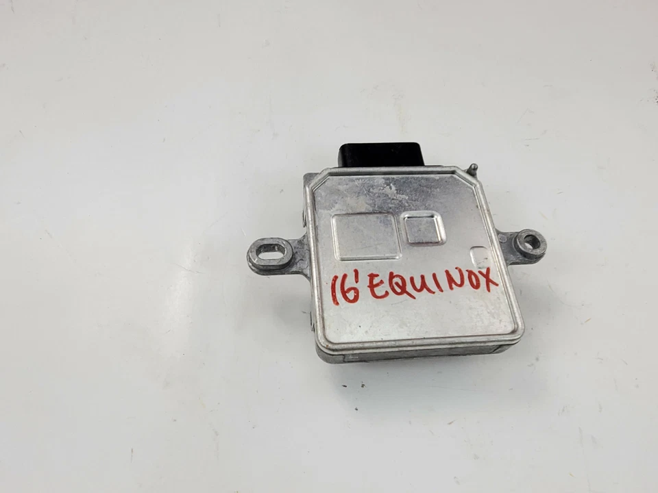 2015-2017 Chevrolet Equinox Fuel Pump Control Module 2348 2933 OEM - Image 4 of 4