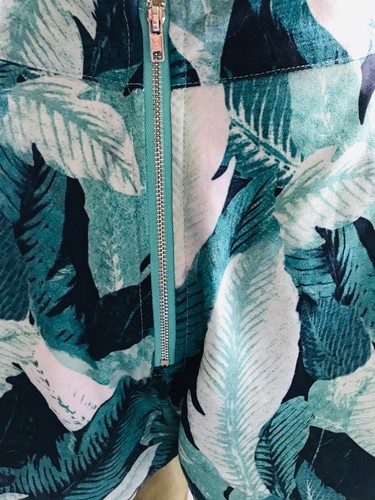 Pantalones Cortos ANGL Tropical HOJA DE PALMA Estampado Resort Cruise MINI SKORT Talla Pequeña - Imagen 3 de 8