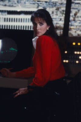 Connie Sellecca in the tv movie 'Internal Airport' aka 'Airpor- 1985 Old Photo 7