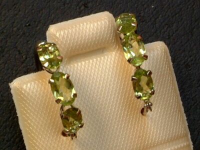 Exclusive Peridot Creolen - 1,60 ct. - 10 Kt. Weißgold 417 - Oval Cut - Ohrringe