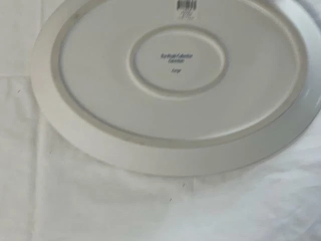 Vajilla de gres Calvin Klein caqui cargo blanca 15 pulgadas bandeja ovalada nueva Foto 4 de 4