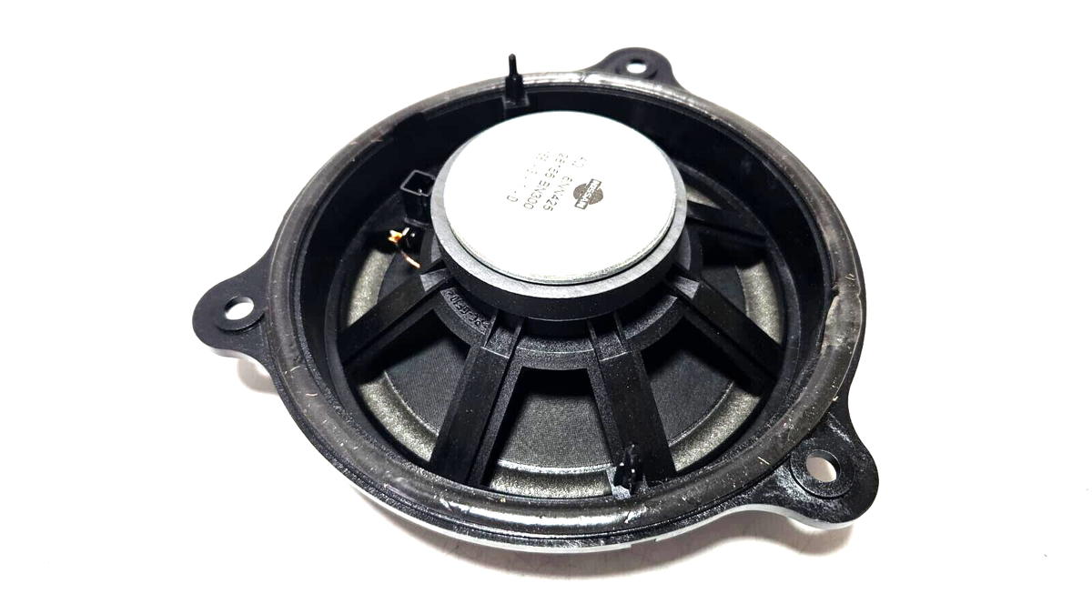 nos Genuine Nissan Almera N16 Front door speaker 28156-BN300
