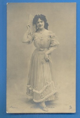 MISS MAIE ASH.ECHTE FOTOGRAFISCHE STECKT PROMINENTE DER BÜHNE POSTKARTE