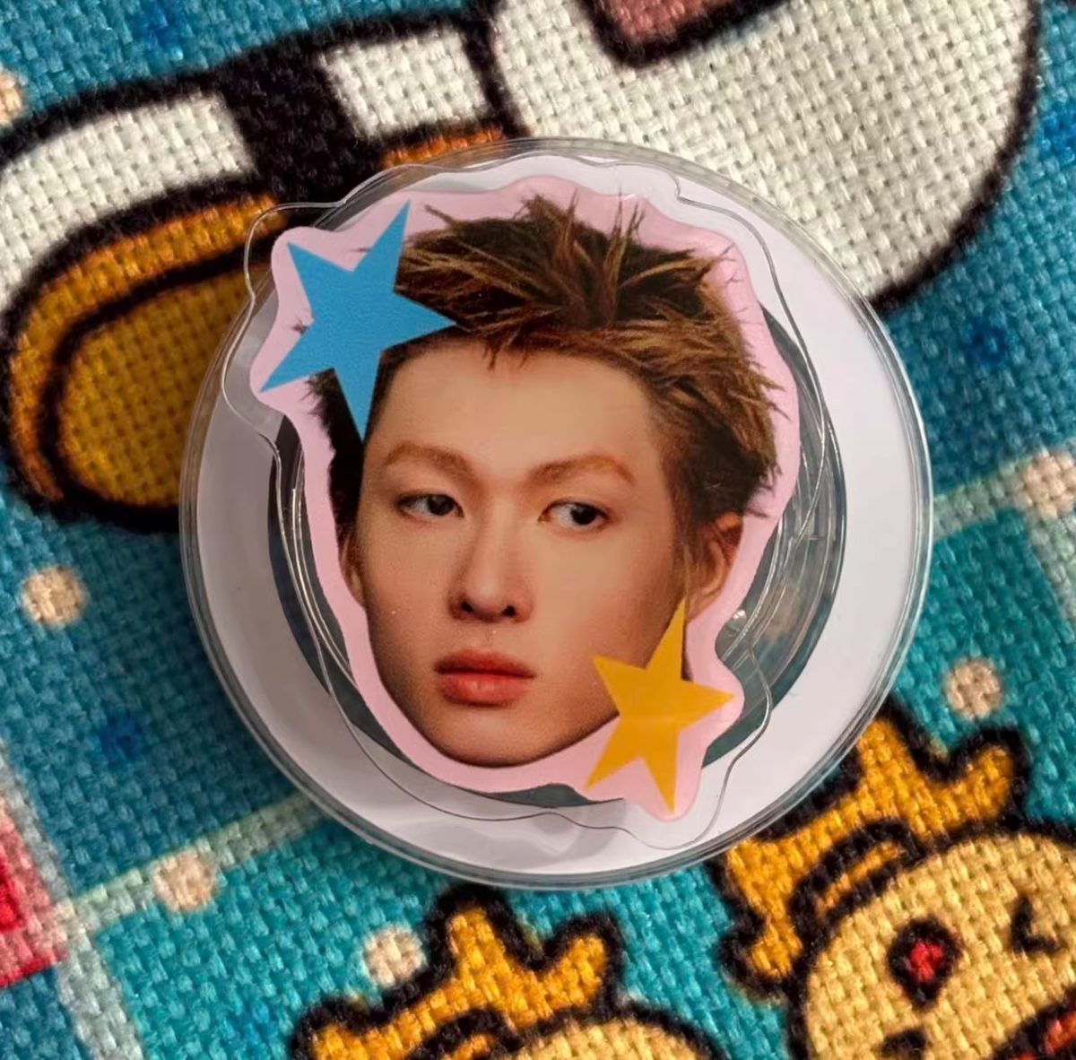 CORTIS MAGNETIC PHONE HOLDER GRIP MARTIN JAMES JUHOON SEONGHYEON