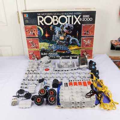 Milton Bradley Robotix R-2000 Set 4432 ARGUS No Figure 99% Complete 1985 Retro