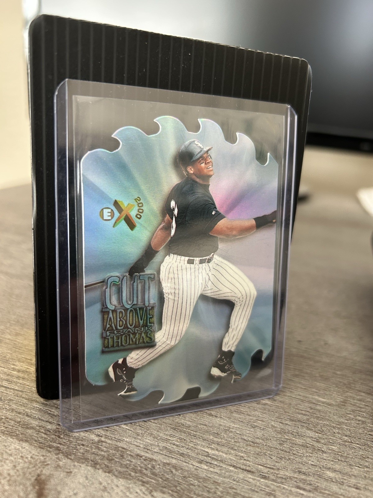 1997 Skybox E-X2000 A Cut Above #9 FRANK THOMAS HOF Insert Die-Cut