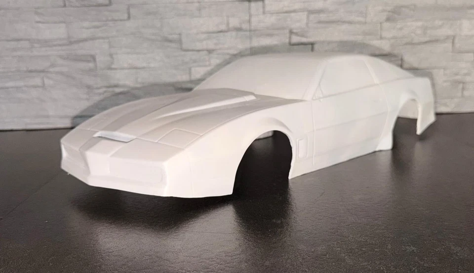 AOSHIMA SKYNET KNIGHT RIDER KITT KAROSSERIE MAẞST 1:10 VERSTÄRKT MIT GLASFASER