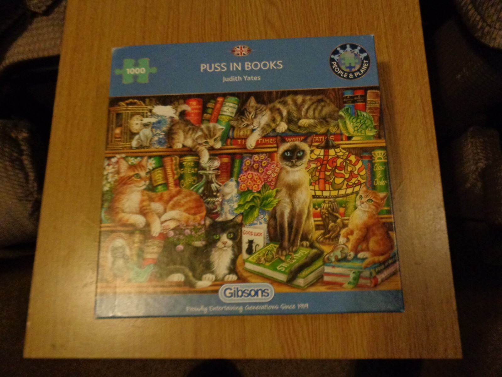 Gibsons 1000 Pieces Jigsaw Puzzle Puss In Books Judith Yates complete free p=p