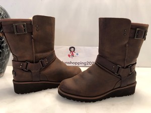 ugg maddox boots