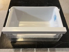 Vissani MDUFC7SS Upright Freezer/Refrigerator Crisper Drawer