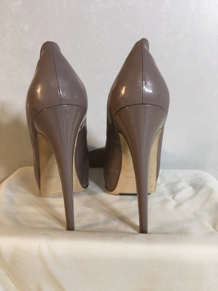Zapatos de salón Brian Atwood- beige marrón charol plataforma talla 39,5 EE. UU. 9 - 9,5 Foto 3 de 4