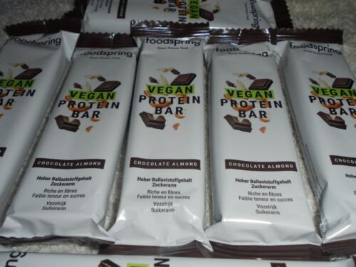 Foodspring Vegan Protein Bars Chocolate Almond 8 x 60g bars - Picture 1 of 4