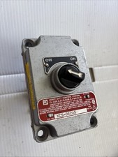 HUBBELL XCS-0S2A5 / XCS0S2A5 On Off Switch