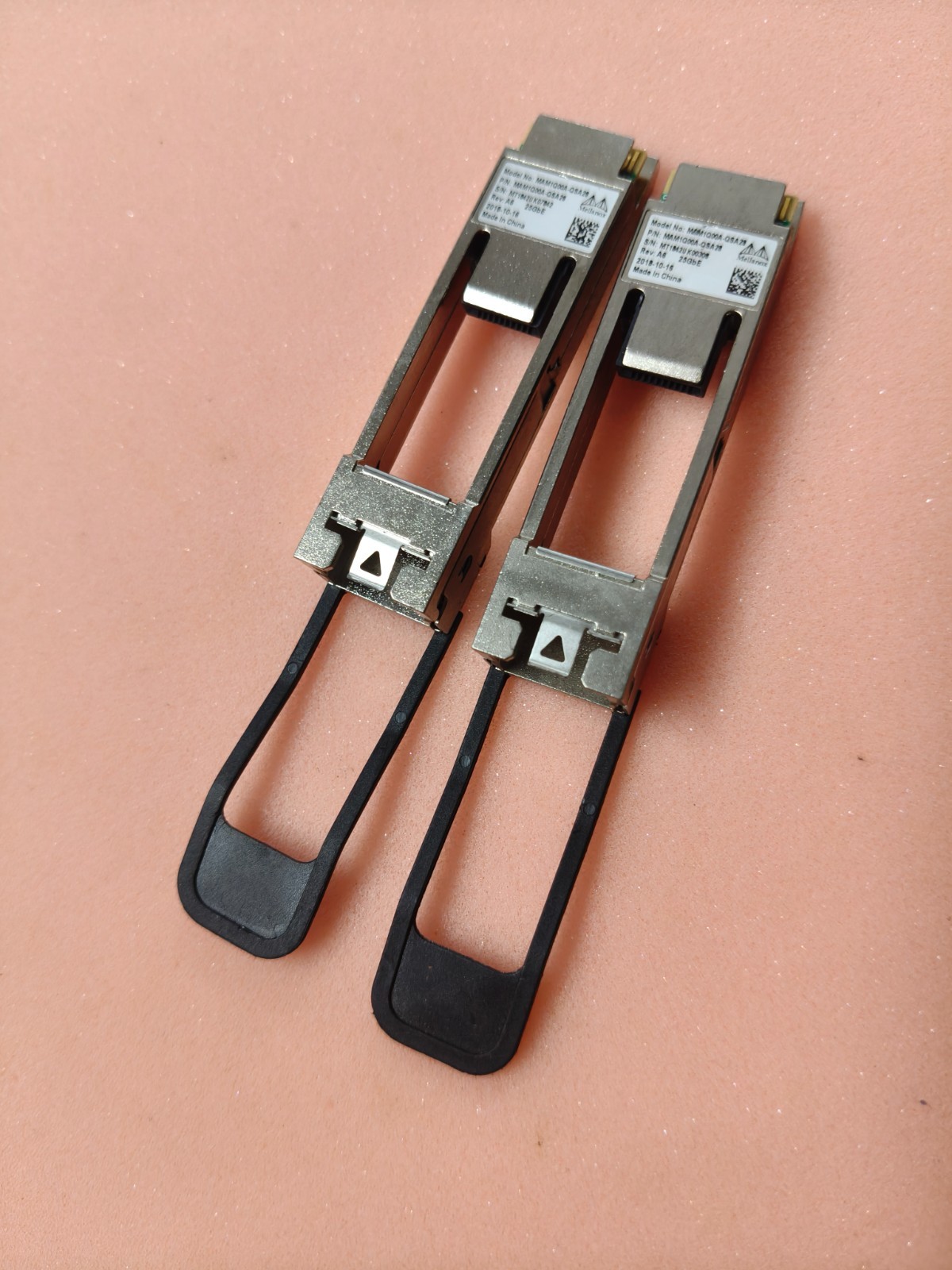 Mellanox MAM1Q00A-QSA28 Replace 25G with 100G. Module