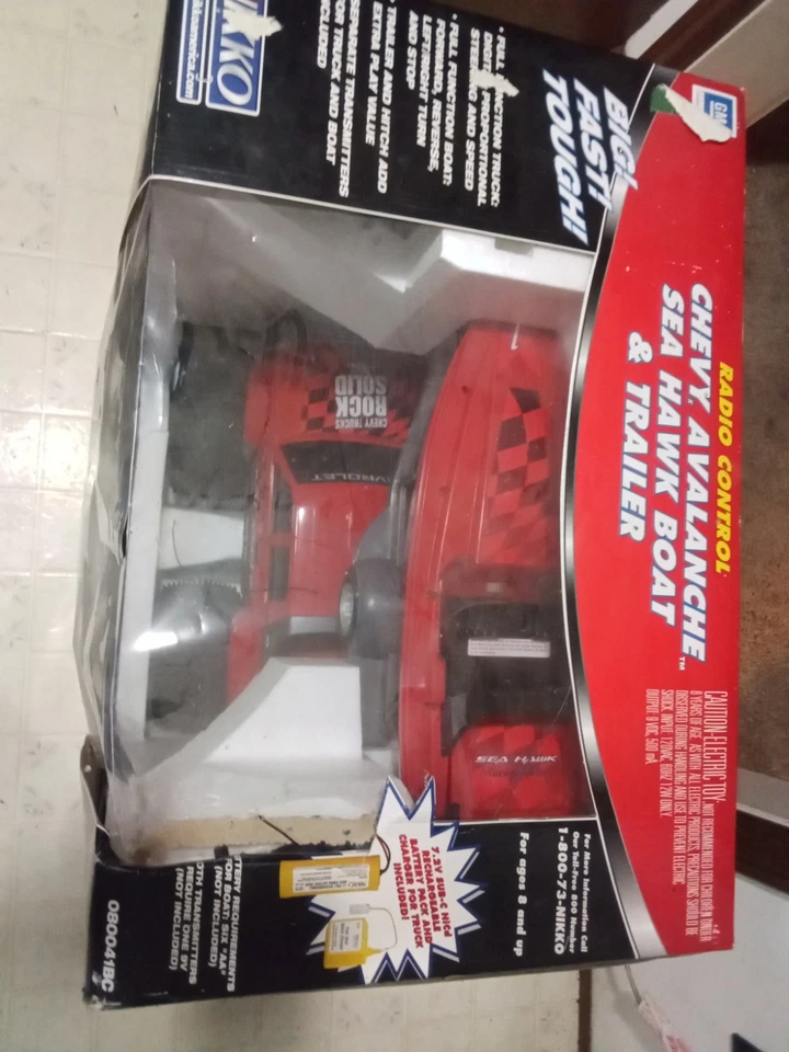 De colección Nikko Gigante Radio Control Chevy Avalancha Sea Hawk Barco Y Remolque Nuevo. Foto 3 de 4