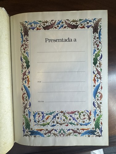 Sagrada Biblia White Gold Hardcover  Familiar Edicion Spanish Illustrated Clean! - Bild 3 von 17