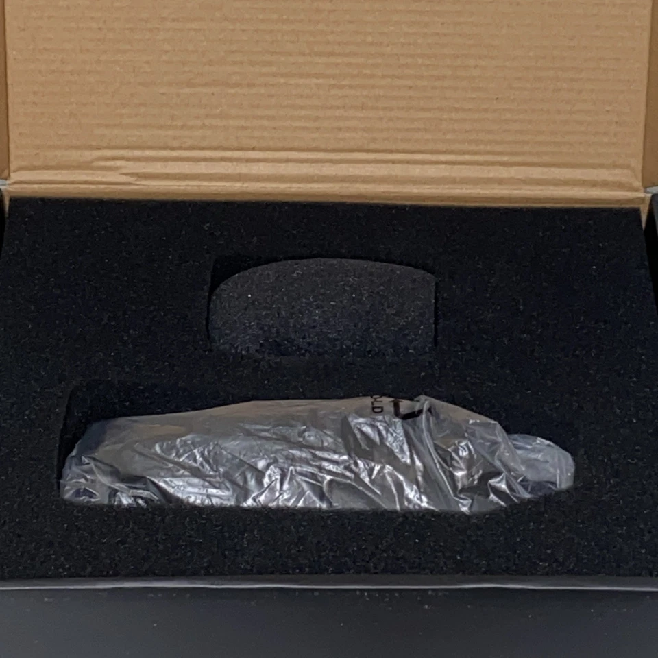 AKG P120 Project Studio Line Condenser Recording Microphone Stand Adapter NEW - Image 3 of 4