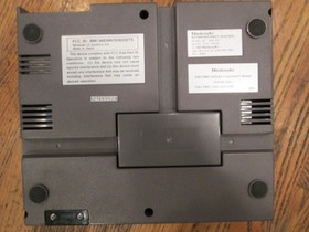 Nintendo NES Action Set - New 72 Pin - NES-001 *Near Complete* in Box Tested 🔥