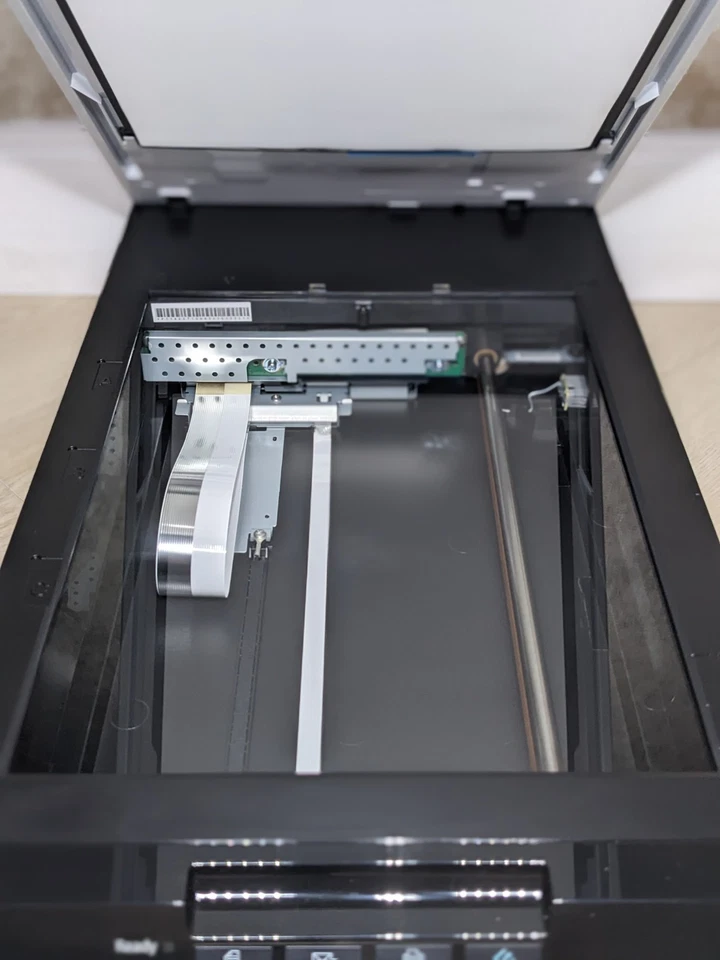 Epson Perfection V550 Photo Color Scanner w/ Original Box - Tested & Working! - Image 4 of 4