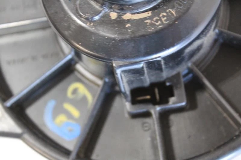 2000 TOYOTA MR2 SPYDER HEATER BLOWER MOTOR - Image 2 of 4